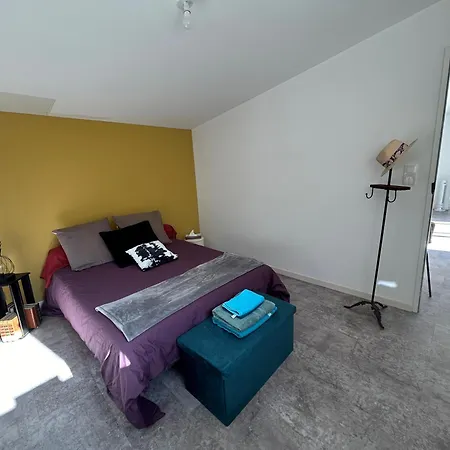 Semesterbostad Maison A 5mn Du Port Et Des Plages