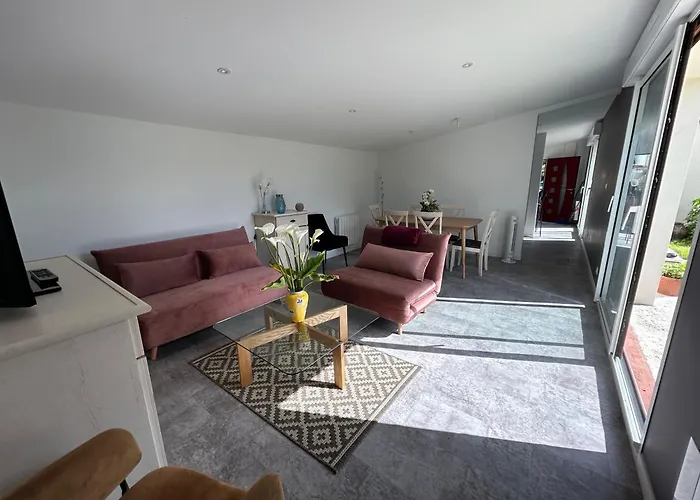 Maison A 5mn Du Port Et Des Plages *